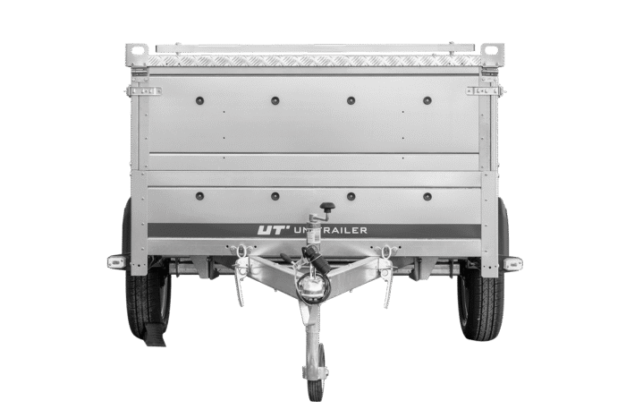 Kippfunktion und klappbare V-Deichsel am 230 KIPP