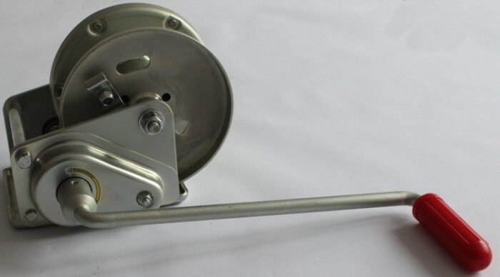Kurbelwinde 900 kg mit automatischer Lastdruckbremse